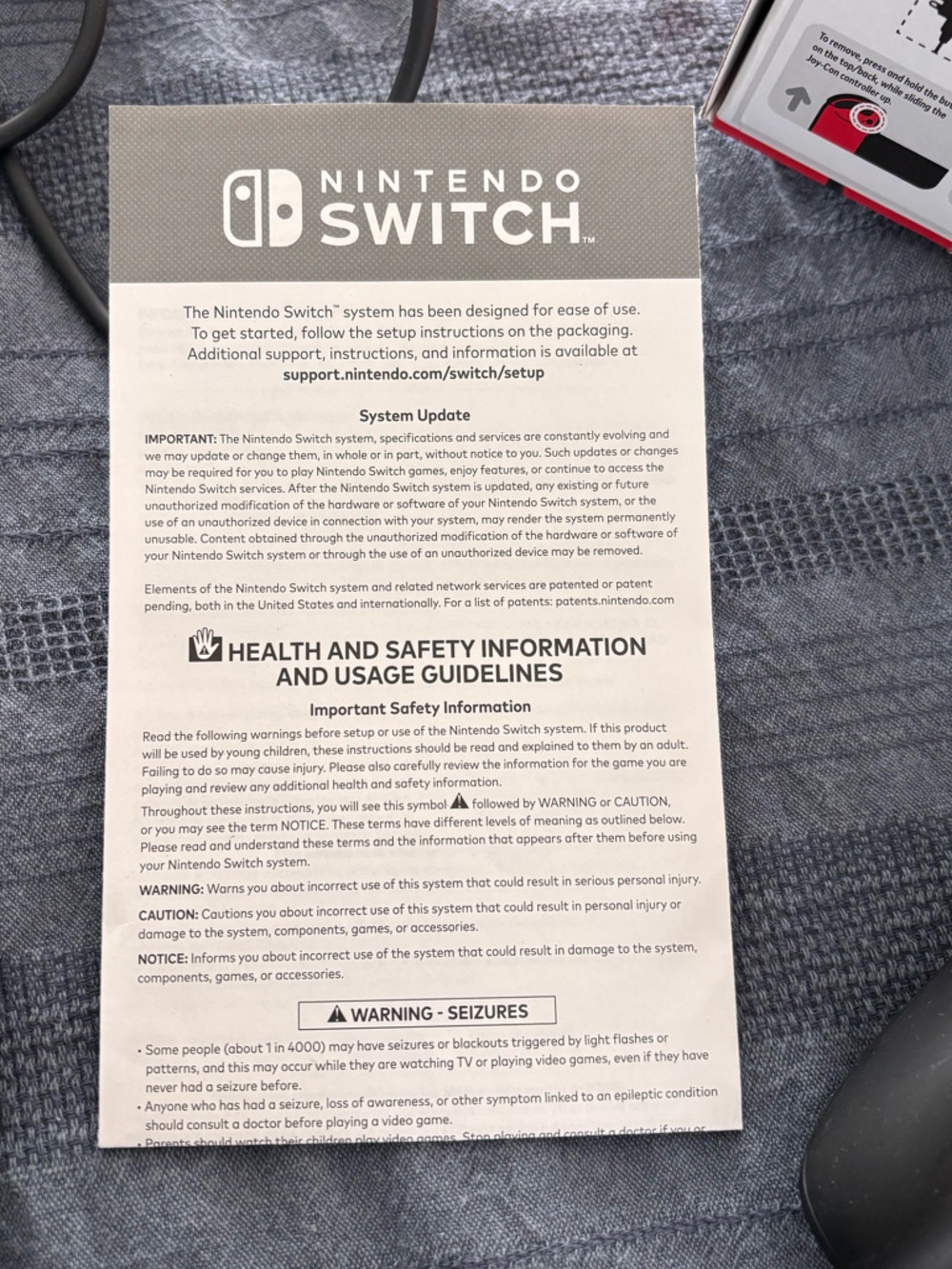 Nintendo Switch Bundle – Excellent Condition - Picture 5 of 10